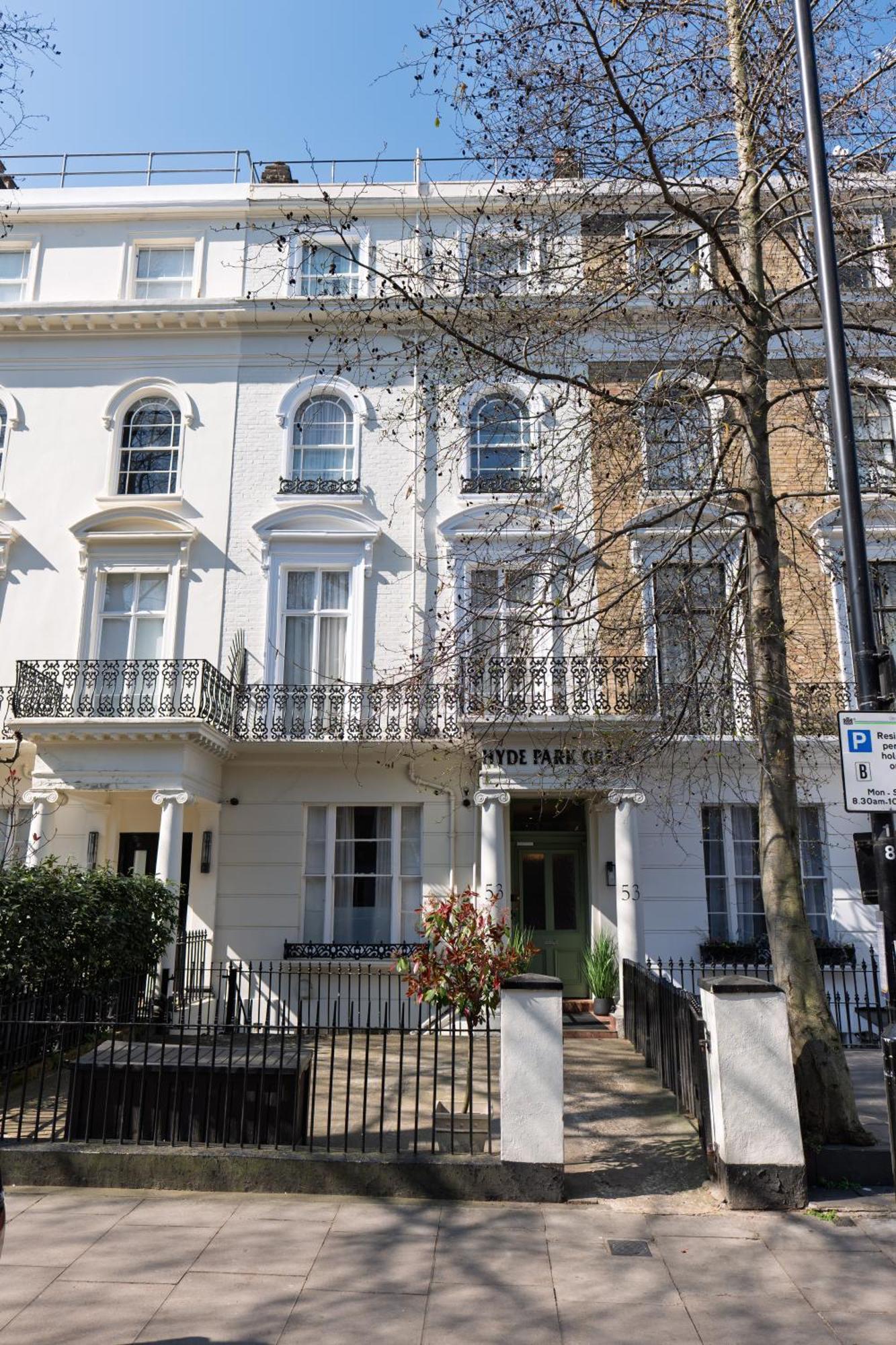Hotel Hyde Park 4*