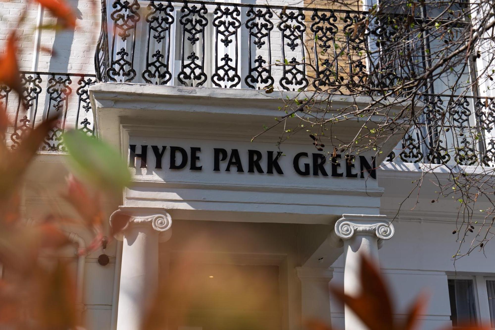 Hotel Hyde Park 4*
