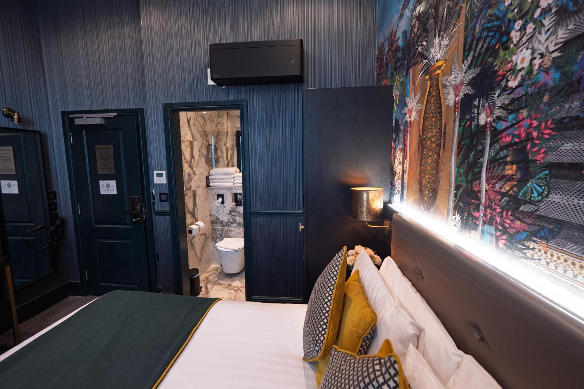 Hyde Park Hotel London