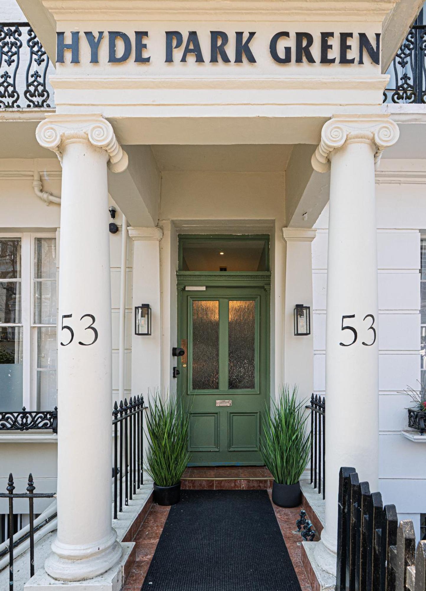Hotel Hyde Park